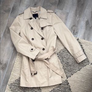 Banana Republic Tan Trench Coat Classic Double-Breasted Style